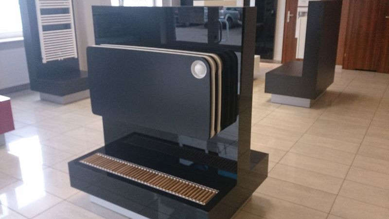 Ekspozycja grzejników Play oraz Mini Canal Jaga