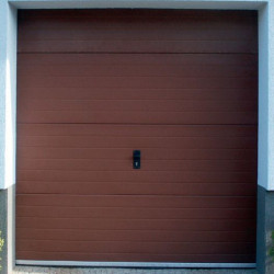 Brama garażowa „DOMI”