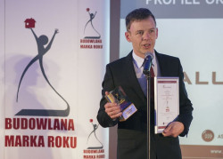 Aluprof podwójną Budowlaną Marką Roku