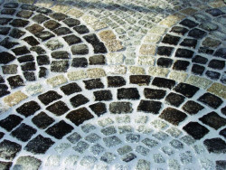 gotowa-zafugowana-zaprawa-sopro-pf-okladzina