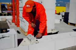 Ściany jedno- i wielowarstwowe z betonu komórkowego - Termalica