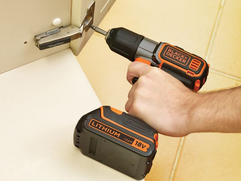 Nowa inteligentna wiertarko-wkrętarka Autosense™ wkracza do akcji