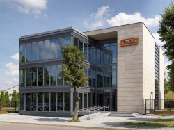Biurowiec firmy Faba w Baboszewie - Pilkington Suncool 50-25