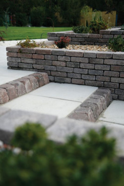 Libet - producent kostki brukowej, płyt tarasowych i elementów z betonu architektonicznego