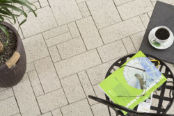 Kostka Promenada to wyjątkowa propozycja w ofercie firmy Bruk-Bet. 