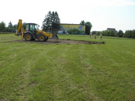 Kolorowe_boiska_Stare_Zawady_boisko