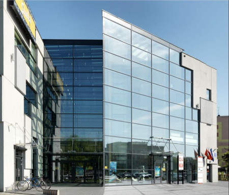 Pilkington - NoveKino w Siedlcach - przeszklenia szyte na miarę 