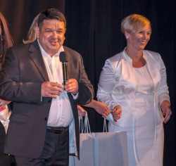 Obchody rozpoczęły się przemówieniem przeplatanym wspomnieniami z 25 lat działalności właściciela firmy METAL-FACH Jacka Kucharewicza