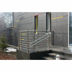 Przychodnia rehabilitacyjna przy ul. Balkonowej w Warszawie