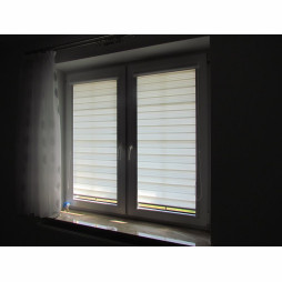 Roleta Materiałowa wewnętrzna typu Dzień-Noc w kasecie