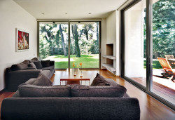 Drzwi podnośno przesuwne Schüco ThermoSlide w kolorystyce  AutomotiveFinish