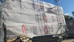 Arbet ocieplił komendę policji w Mierzynie pod Szczecinem