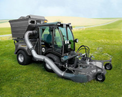 Maszyna Kärcher do zastosowań komunalnych - MIC 84 nagrodzona Złotym Medalem MTP 2014