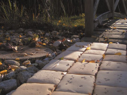 Zima wokół domu - jak sprostać tym wyzwaniom radzi firma Bruk-Bet