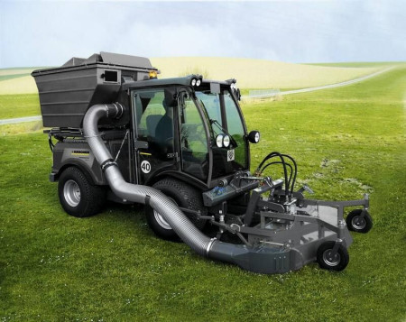 Ciągnik komunalny MIC 84 Kärcher – nagrodzona Złotym Medalem MTP 2014