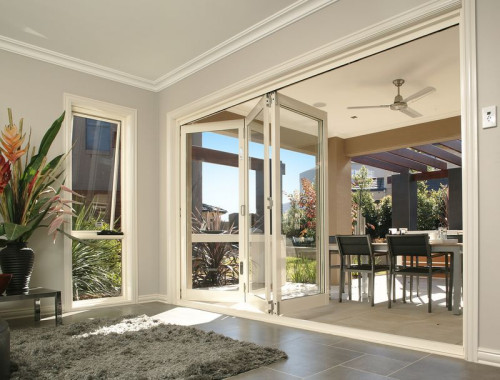 Nietypowe okucia do okien przesuwnych firmy Roto