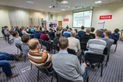  Po półmetku rekordowa frekwencja na Akademiach VELUX