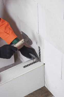 Poradnik Termalica firmy Bruk-Bet nie tylko dla wykonawcy: ścianki działowe z betonu komórkowego