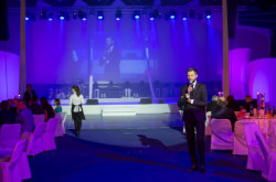  O dobrą atmosferę, jak również sprawny przebieg części oficjalnej zatroszczył się znany szerszej publiczności z telewizji Pan Olivier Janiak