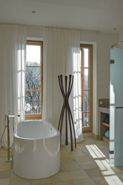 Kaldewei wyposaża luksusowy hotel Schloss Elmau Retreat w wanny z Meisterstück