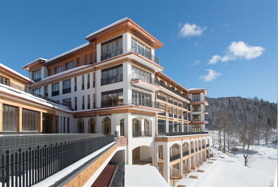 Kaldewei wyposaża luksusowy hotel Schloss Elmau Retreat w wanny z Meisterstück