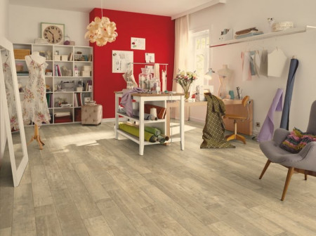 Panele odporne na wilgoć w Sklepach Komfort