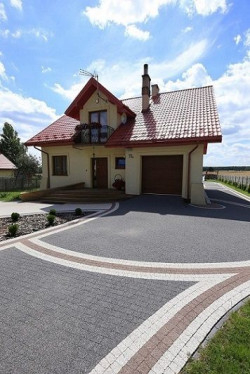 Projektowanie podjazdu – sprawdzone rady eksperta firmy Polbruk