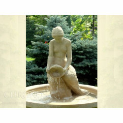 Fontanna Flora z rzeźbą Syrenki z muszlą