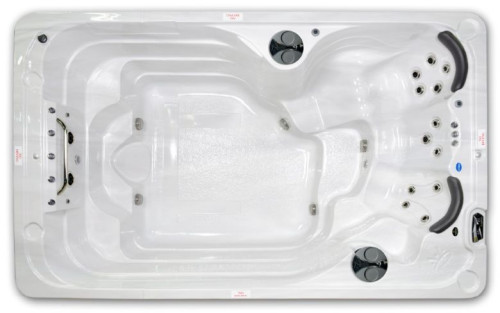 Jedną z tegorocznych nowości w ofercie Meadow Group jest basen z przeciwprądem wody Aquasport Swim Spa FX12