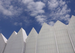 Grzejniki kanałowe REGULUS®-system CANAL w Filharmonii im. Karłowicza w Szczecinie