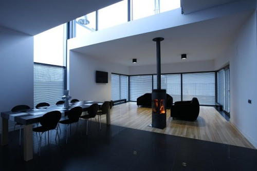 Co powinnismy wiedzieć o żaluzjach wewnętrznych? - radzi ANWIS 