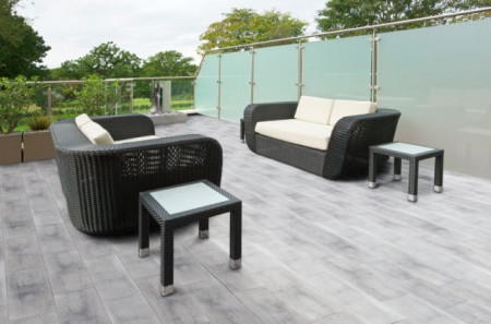 Przydomowy taras? Naturalnie z Deską i Parkietem Ogrodowym Bruk-Bet