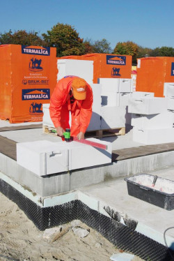 Bruk-Bet: Jakie rozwiązania pozwolą Ci spełnić przyszłe normy energooszczędności?