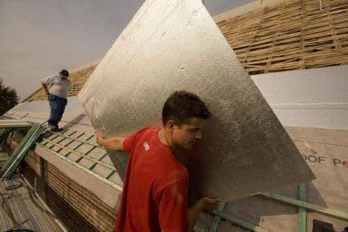 Płyty izolacyjne recticel - termomodernizacja budynków od podłóg aż po dach