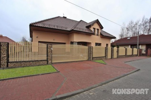 Ogrodzenia palisadowe w ofercie firmy WIDAR