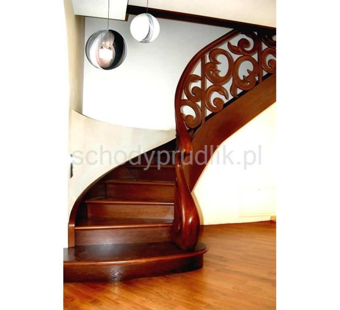 Schody Prudlik oferuje najwyższej jakości drewno na schody wraz z ich projektem