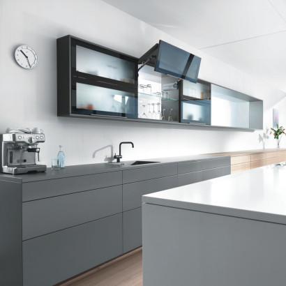 Podnośnik AVENTOS HF do frontów uchylno-składanych