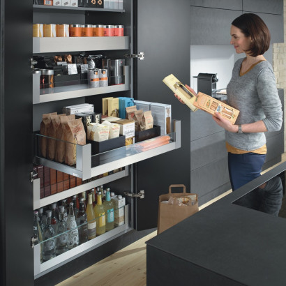 Cargo SPACE TOWER na zapasy