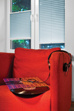 Skutecznie przesłonią dowolną część każdego okna