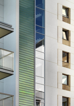 Pilkington Activ Clear - Zespół Budynków Mieszkalnych w Warszawie przy ul. Dereniowej Fot. Pilkington Polska