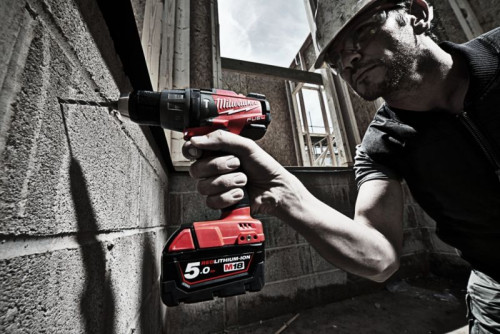 W nowej linii dostępne będą na początek dwa modele wiertarko-wkrętarek Milwaukee M18FDD i M18FPD