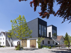 Połączenie historii, rzemiosła oraz sztuki było wyzwaniem dla zwykłego mistrza blacharstwa Wolfganga Hubera z niemieckiego miasteczka Kißlegg im Allgäu