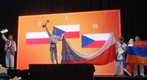 Młodzi karatecy Akademii Zdrowia i Karate Tradycyjnego z Włocławka reprezentowali klub, miasto i kraj w IV Pucharze Europy Dzieci w Karate Tradycyjnym