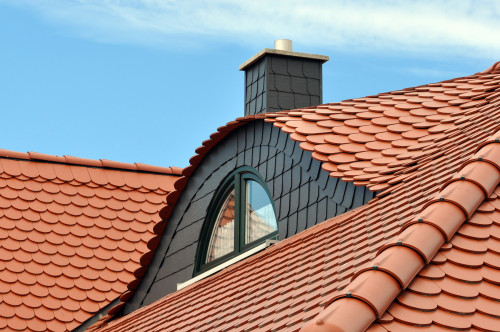 Wole oko to charakterystyczna lukarna - półokrągłe okno montowane w dachu