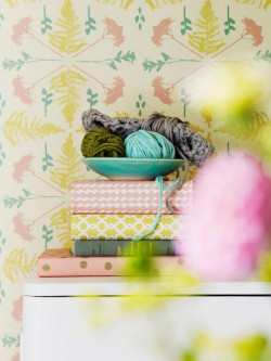 W efekcie powstała dynamiczna, radosna kompozycja, która wniesie do wnętrza dużą dawkę pozytywnej energii