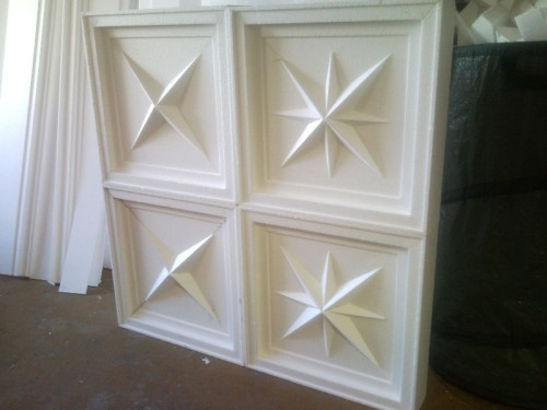 Wykonanie kształtów fantazyjnych, wypukłych i wklęsłych, z wnękami na światło ledowe to już nie taka prosta sprawa