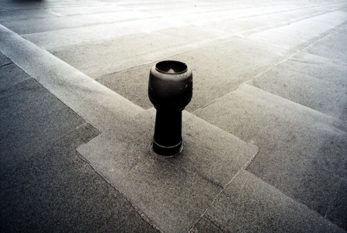 Oczywiście, niedopuszczalne są jakiekolwiek szczeliny pomiędzy płytami izolacyjnymi