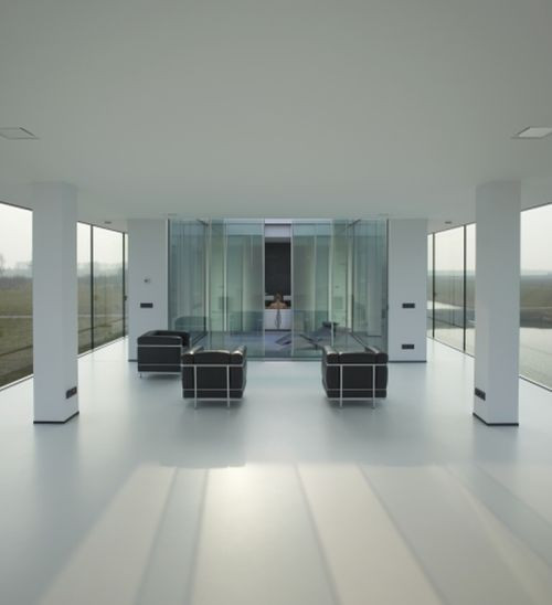 Spektakularny dom o powierzchni 715 m2, zaprojektowany przez biuro architektoniczne Paul de Ruiter z Amsterdamu