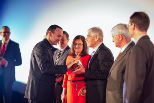 Kapituła konkursu wyróżniła nowoczesny system przeznaczony do termorenowacji dachu skośnego