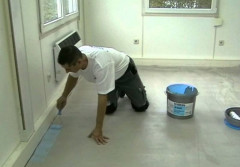 Nakładanie wałkiem zamiast szpachlą